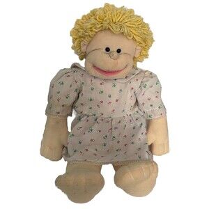 Rigadoon Gang Girl Doll Puppet Priscilla Full Body Vintage 1988 Puppet ISSUES